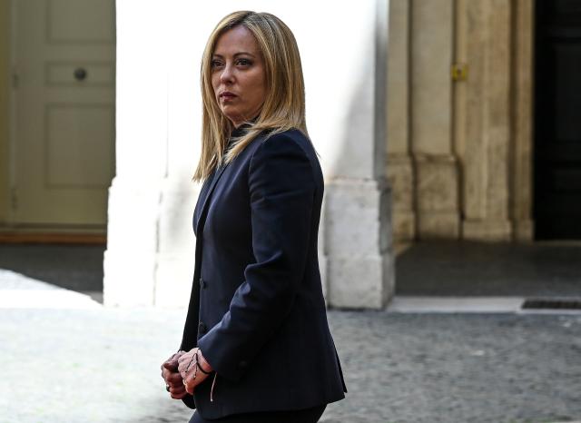 25 aprile 2023, la linea di Giorgia Meloni per l'esecutivo: basta polemiche e "tenere i toni bassi"