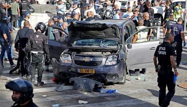 Gerusalemme, attentato terroristico al mercato Mahane Yehuda: auto travolge i passanti e provoca 5 feriti
