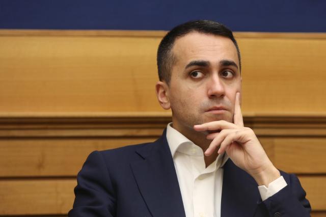 Luigi Di Maio, le metamorfosi di un doroteo 2.0: dai Meetup alla grisaglia di sistema