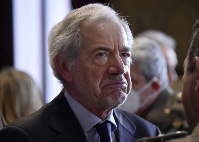 "Malori improvvisi censurati": i giornalisti protestano contro Bertolaso per la limitazione della libert&agrave; di stampa