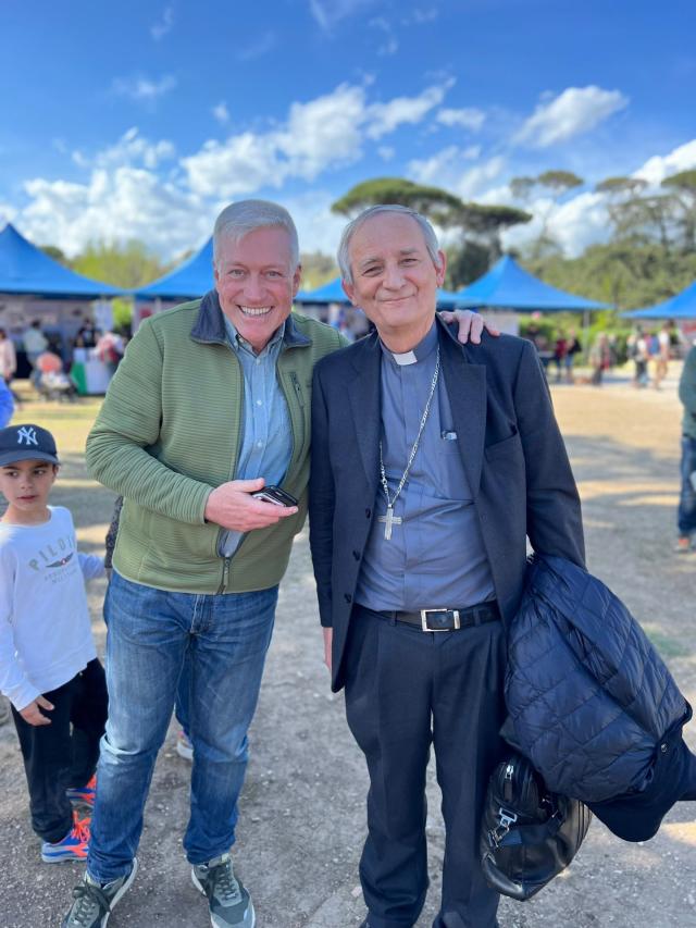 Il Villaggio per la Terra chiude con un forte messaggio per la Pace insieme al Cardinale Matteo Zuppi