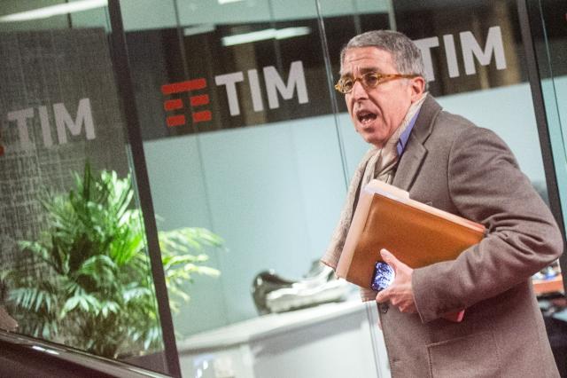 Tim, Vivendi torna all'attacco. De Puyfontaine: "Serve un nuovo capitolo, stiamo dialogando con istituzioni e stakeholder"