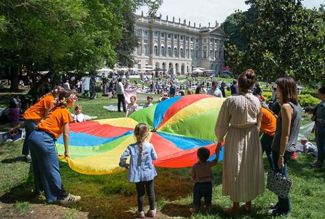 Fondazione Theodora, il pic-nic a sostegno dell'attivit&agrave; di supporto ai piccoli pazienti degli ospedali milanesi