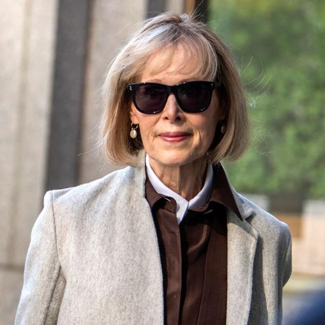 Trump, al processo per stupro depone E. Jean Carroll: "Mi ha violentata