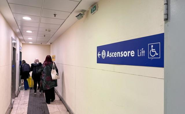 Milano, stupro in Stazione Centrale: tre ore di abusi e percosse, prima in piazza Duce D'Aosta poi in ascensore