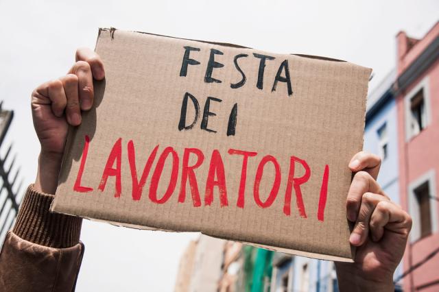 Primo maggio, in tutto il mondo si festeggia la festa dei lavoratori. Come &egrave; nata e qual'&eacute; la sua storia