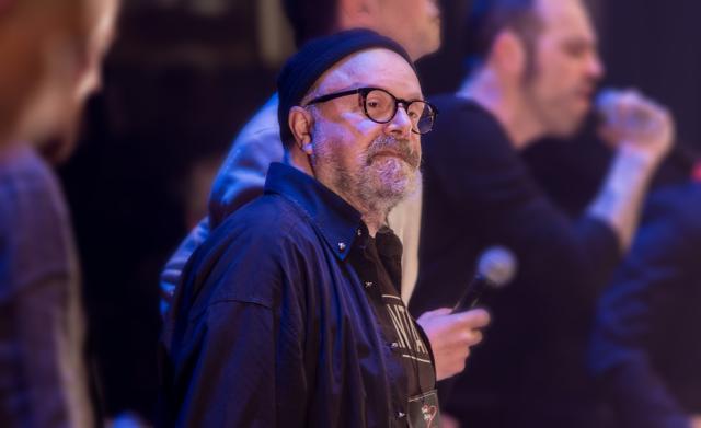 Malore improvviso, morto a Sassuolo il cantante Pino Giardina: aveva 71 anni