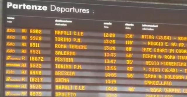 Firenze, treno senza passeggeri deraglia: niente feriti, ma ritardi per oltre 2 ore per l&rsquo;alta velocit&agrave;
