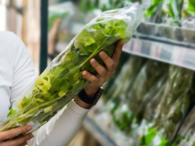 Addio all'insalata in busta e ai cestini di fragole