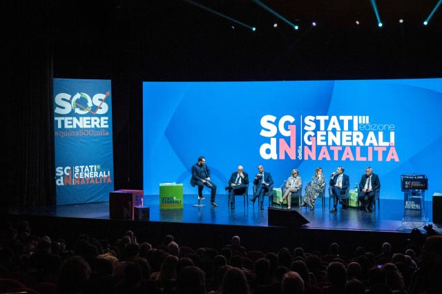 Fondazione della Natalit&agrave;, al via la terza edizione degli Stati Generali della Natalit&agrave;: quota 500 mila nati all'anno