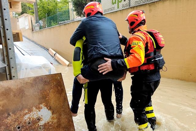 Maltempo Emilia-Romagna, 9 morti, 13mila sfollati e 23 fiumi esondati.  A Ravenna nuovo ordine di evacuazione
