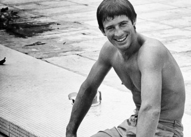 Addio a Jean-Paul Belmondo, morto il grande attore francese. Aveva 88 anni 