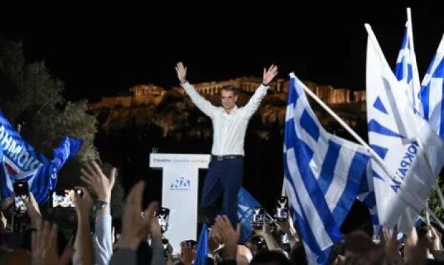 Elezioni Grecia, Mitsotakis vince col 40% di voti contro Tsipras fermo al 20%. Manca la maggioranza, nuovo voto 25 giugno