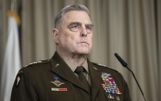 Guerra in Ucraina, Kiev: "48 F-16 per battere la Russia". Generale Milley: "Non sono arma magica"