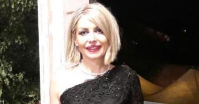 Poliziotta uccisa con tre colpi di pistola a Roma San Basilio dal collega con il quale aveva una relazione. L'uomo si &egrave; poi suicidato