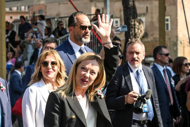 Meloni in Tunisia dal premier Saied, sul tavolo il gas algerino, i migranti ed i fondi del Fmi