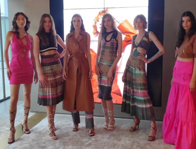 La collezione disegnata da Mario Dice per il marchio campano di pelletteria Osci Lab 