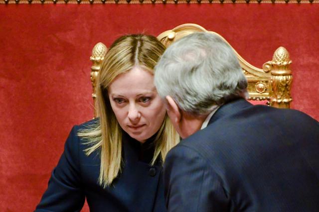 Forza Italia, Tajani si blinda col congresso in caso di tracollo alle europee. Si apre la partita sulle regioni, Giorgi Meloni pronta a mollare Schifani e prendersi la Sicilia per sfilare a Salvini il