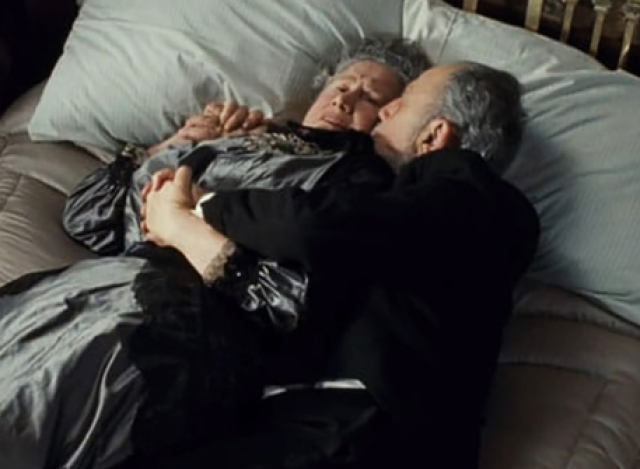 Titan, i bisnonni della moglie del Ceo di OceanGate erano morti sul Titanic: la loro storia &egrave; nel film con Leonardo Di Caprio