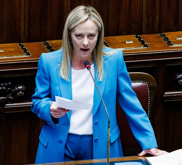 Meloni strappa con Bce ed Europa: &ldquo;Aumento dei tassi pu&ograve; fare pi&ugrave; danni dell'inflazione. Mes? Priorit&agrave; difendere interesse nazionale&rdquo;