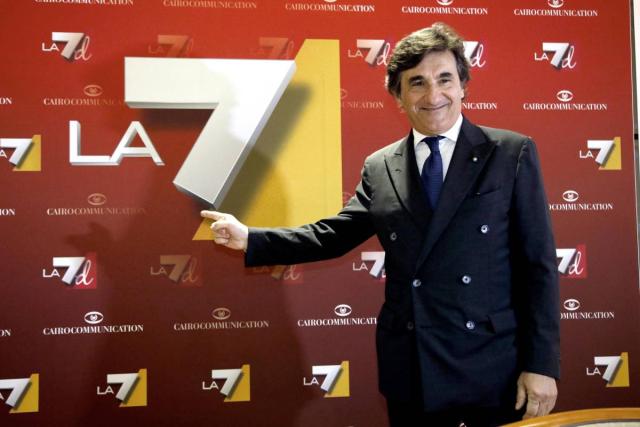 Urbano Cairo, one man show alla presentazione serale dei Palinsesti La7 con il ricordo di Silvio Berlusconi