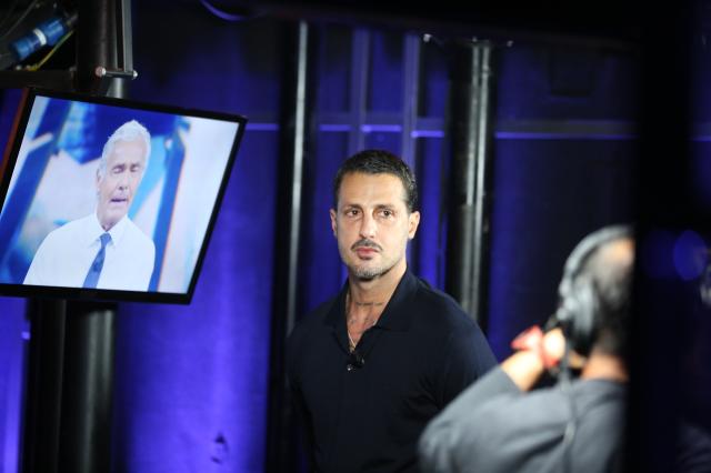 Matteo Messina Denaro, offerti a Fabrizio Corona file riservati sulla cattura del boss, arrestati Carabiniere e un politico