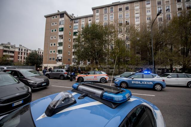 Milano, violenza sessuale su giovane donna: circondata e palpeggiata nelle parti intime da 2 egiziani, di cui uno minorenne