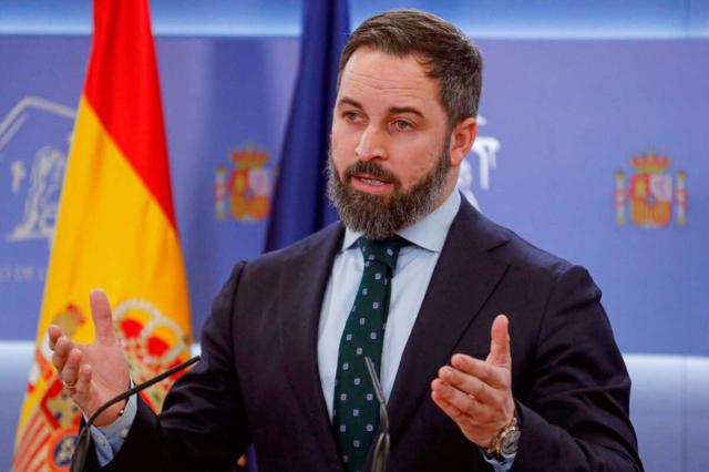 Vox, dal trionfo alle comunali di Valencia e Siviglia al tonfo delle politiche spagnole. Persi 19 seggi su 52, il leader Abascal rischia il posto