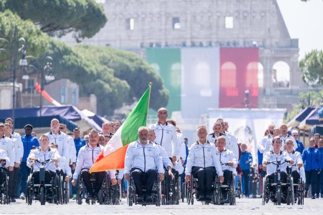 Stretto di Messina, gli atleti paraolimpici  delle FFAA attraverseranno a nuoto i 3800 metri tra Sicilia e Calabria
