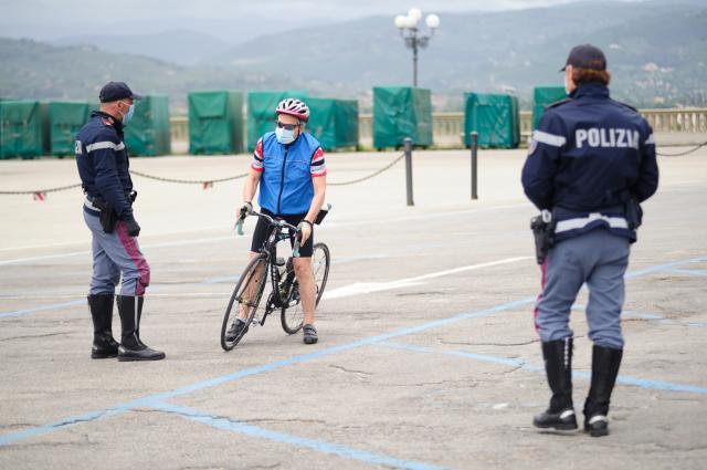 Bolzano, viol&ograve; la quarantena da positivo al Covid: assolto, non dovr&agrave; pagare 4mila euro di multa: "Confinamento incostituzionale"