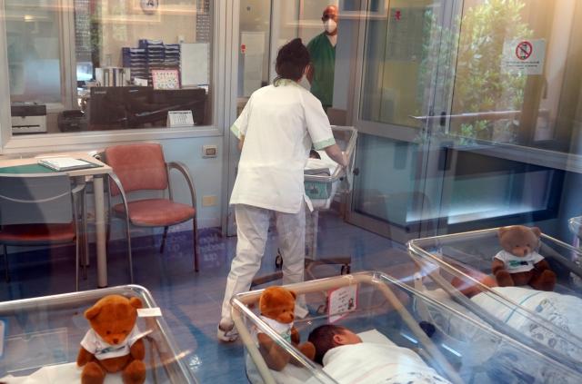 Diagnosi sbagliata e la bimba muore, il Sant'Orsola: "Ridurre il risarcimento, la mamma ha avuto un altro figlio"