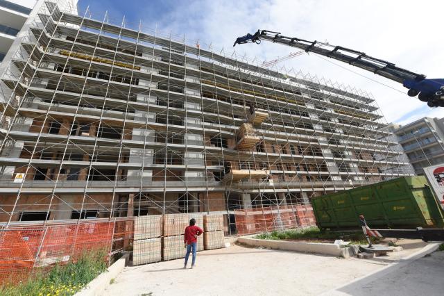 Trani, malore improvviso per un operaio edile 53enne: morto sull'impalcatura 