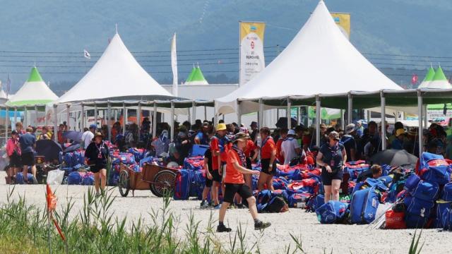 Corea del Sud, malori improvvisi per 600 scout al raduno mondiale e allerta tifoni: evacuati in 37mila 