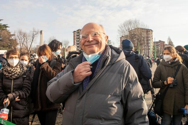 Covid, Galli esce dalla quarantena: "Lo stop all'isolamento dei positivi non ha basi scientifiche"