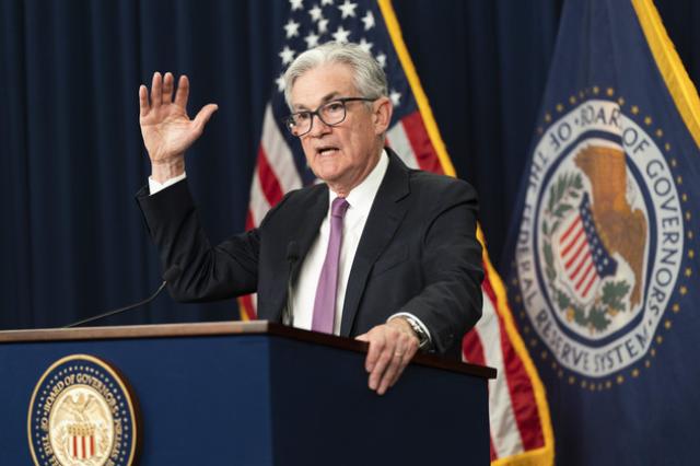 Usa, Jerome Powell (Fed): &ldquo;Nuovo aumento dei tassi d&rsquo;interesse, obiettivo inflazione al 2%&rdquo;. La Federal Reserve come la Bce