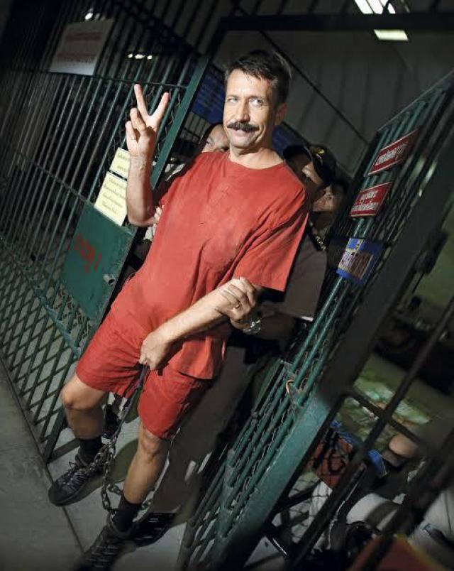 Wagner, chi &egrave; Viktor Bout 3a opzione per il dopo Prigozhin, ex KGB, trafficante di armi; l'FSB: "Putin ha scelto"