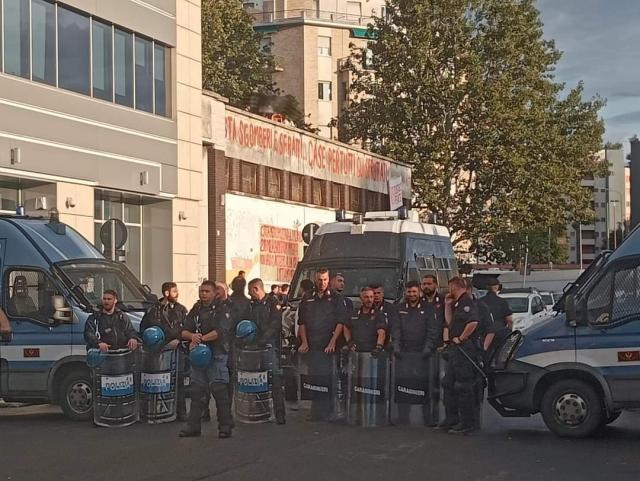 Milano via Esterle, sgombero ex bagni pubblici per costruzione moschea, Lega: "Sala vuole un ghetto islamico"