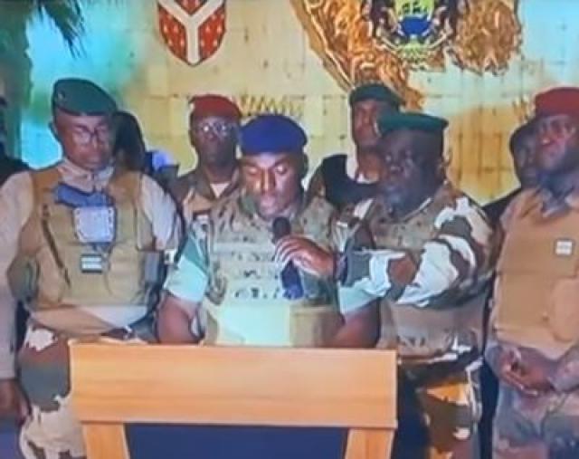 Gabon, colpo di stato dei militari: scomparso presidente filo francese Bongo, annullate elezioni, spari a Libreville