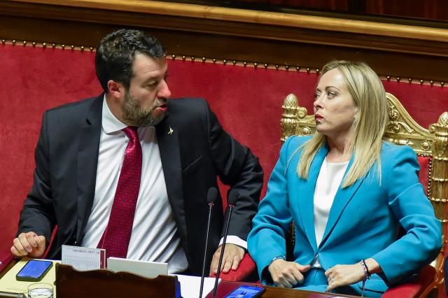 Ustica, Meloni: "Amato dia elementi", Salvini: "Frasi di una gravit&agrave; inaudita, Francia risponda", Eliseo: no comment