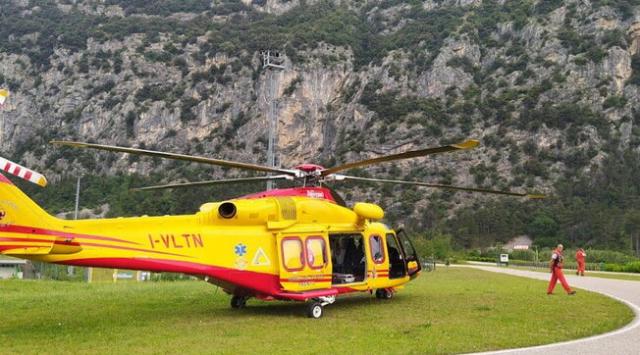 Alto Adige, incidente in montagna sull'Ortles, due alpinisti morti e due feriti: tra le vittime un italiano 