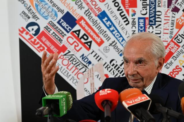 Strage di Ustica, Amato: "Ho parlato perch&eacute; sento il peso dell&rsquo;et&agrave;, Macron sciolga dubbi su base di Solenzara"