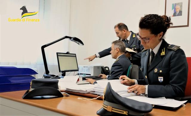 Taranto, reddito di cittadinanza, beccati 18 furbetti, documenti falsi per il sussidio, giro da 60k euro