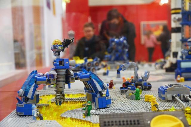 Lego, addio al progetto "green" dei mattoncini sostenibili: &ldquo;Pi&ugrave; emissioni con la plastica riciclata&rdquo;