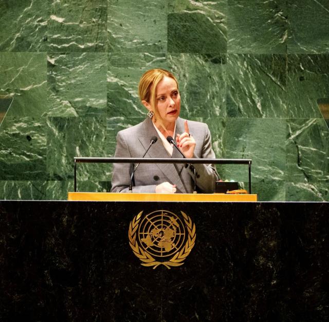 Tassa alle banche? Il governo Meloni fa retromarcia 