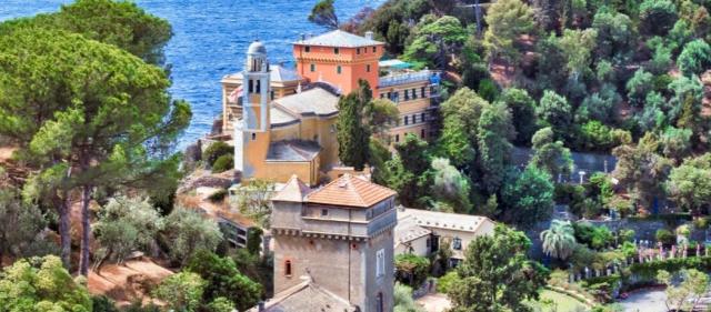 "Portofino, Bill Gates compra il Castello per farne un super albergo", ma il fondatore di Microsoft smentisce