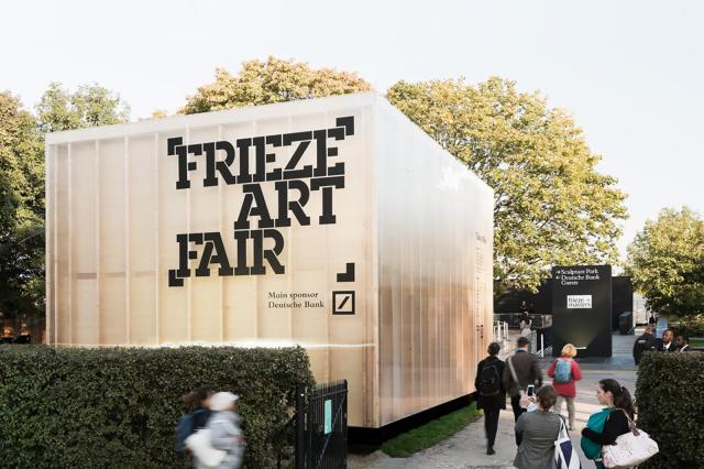A Londra inizia l'attesa settimana del Frieze, la fiera d'arte contemporanea pi&ugrave; importante in Gran Bretagna 
