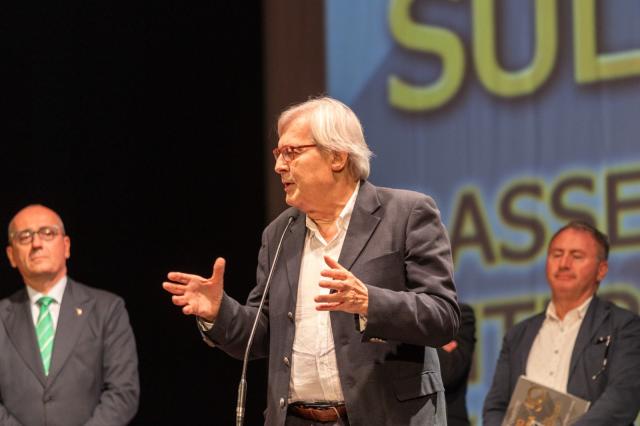 VITTORIO SGARBI: &ldquo;IL PREMIO SULMONA RENDE  GLORIA AL PRINCIPIO STESSO DEL PREMIO&rdquo;