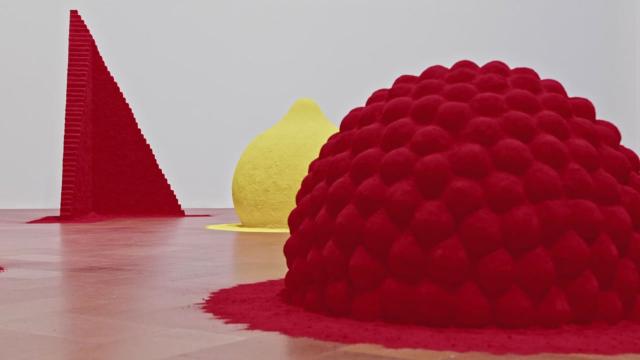 Palazzo Strozzi a Firenze dedica ad Anish Kapoor una grande mostra con opere specifiche