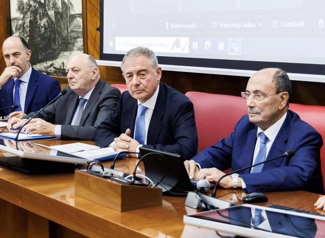 Isab Priolo venduta a Goi Energy da Lukoil, ok in Cdm con dpcm: condizioni su forniture di petrolio e livelli occupazionali