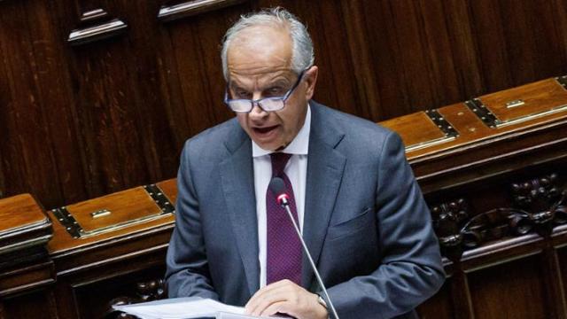 Schengen, l&rsquo;Italia reintrodurr&agrave; i controlli al confine con la Slovenia per 10 giorni: &ldquo;Prevenzione del terrorismo e della criminalit&agrave; organizzata&rdquo;